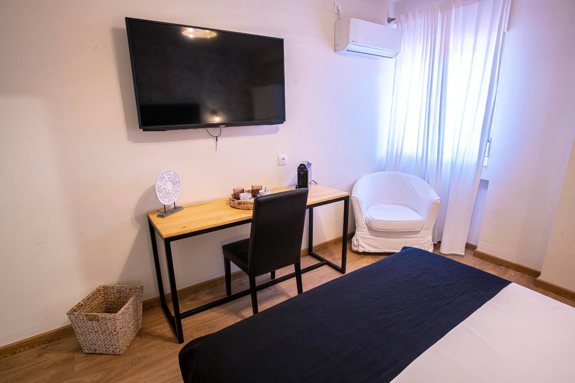 Complejo Roma 호텔 알데아누에바 델 카미노 외부 사진